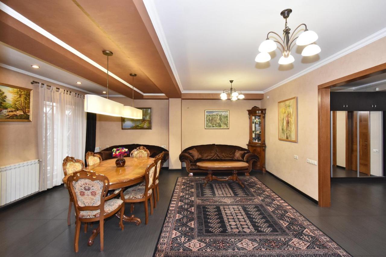 Dos Guest House Yerevan Exterior foto